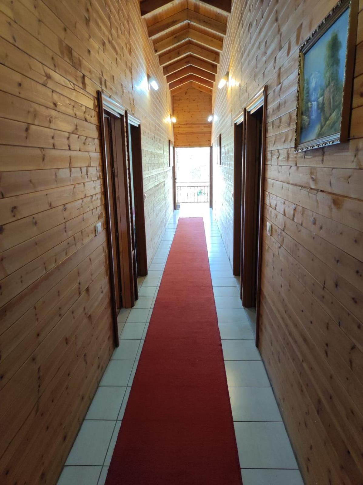 Dukat Hotel Toni Llogora מראה חיצוני תמונה