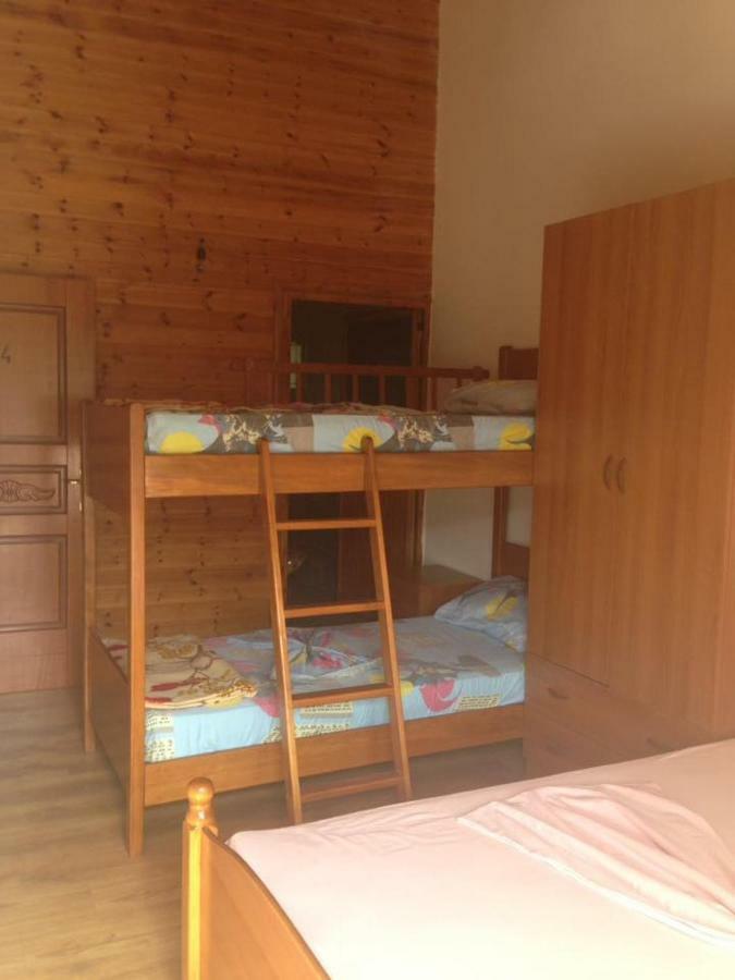 Dukat Hotel Toni Llogora מראה חיצוני תמונה
